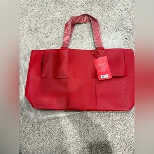 Elizabeth Arden Red Tote Bag NWT